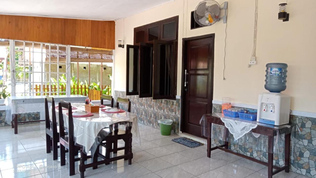 El Homestay Bunaken Bagian luar foto